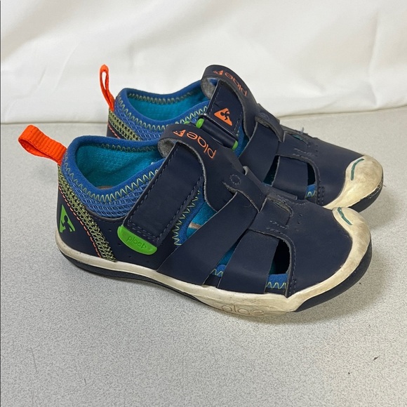 PLAE Navy and Orange Kids Sandals - Picture 2 of 8